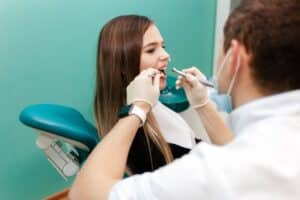 Benefits of Choosing a Local Dentist