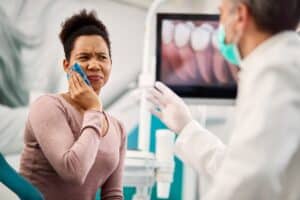 How to Handle Unexpected Oral Issues with Confidence
